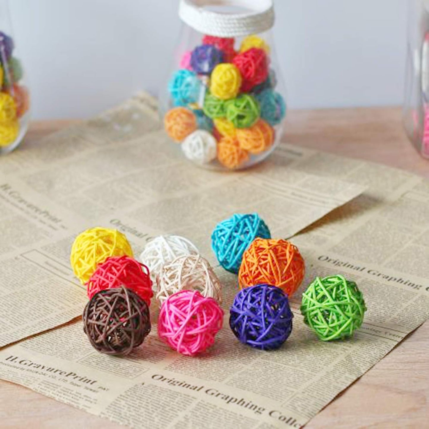 32 Pack Rattan Balls for Birds, 1.2 Inch Wicker Chew Toys for Parrots, Parakeets & Small Pets, Natural Cage Bite Balls, DIY Craft Accessories, Vase Fillers, Multi-Color